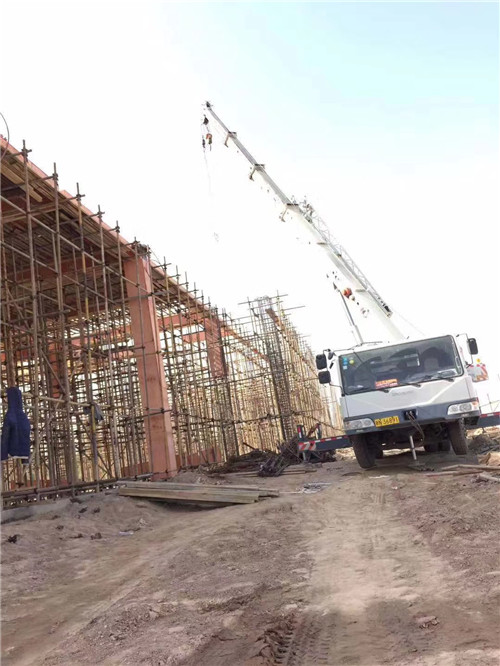 武穴市吊车作业的安全注意事项有哪些？