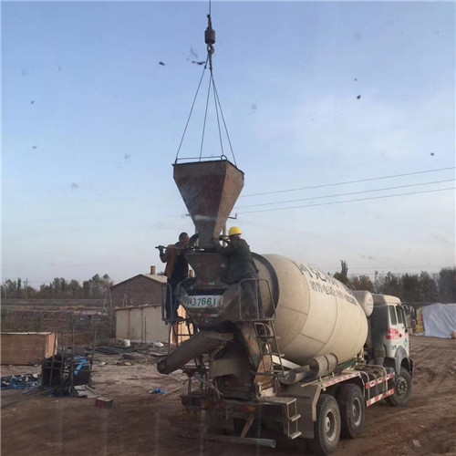 武穴市“精准瞄准”—— 吊车的 “定位导航” 技术